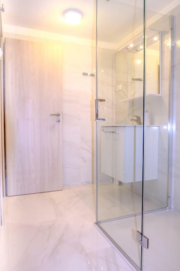 Apartment Bugenvilija Laurana Esterno foto