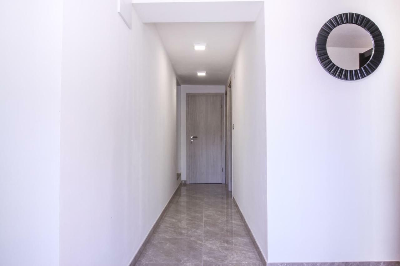 Apartment Bugenvilija Laurana Esterno foto